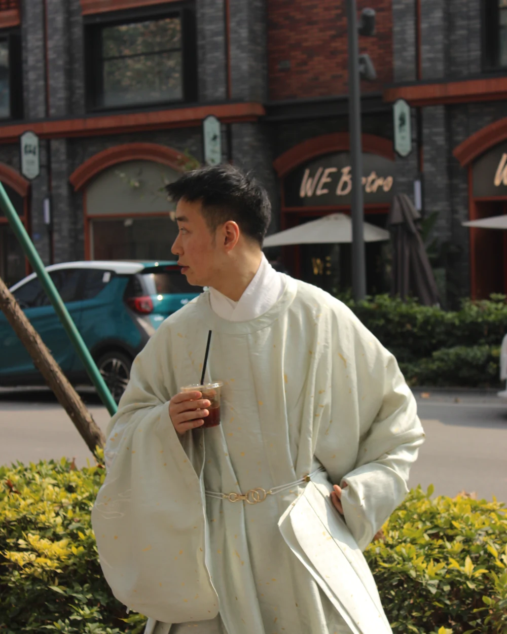 Roots Zhao wearing Hanfu in Chengdu